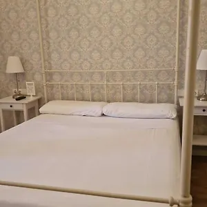 lumine-luxury-suites-by-gaiarooms.topbarcelonahotels.com/