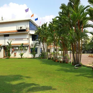Hotel Krishna Holiday Village